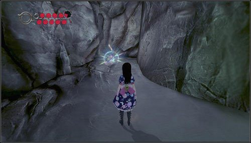 9 - Scroll of Happy Times - po przejściu po niewidzialnej ścieżce, w małej jaskini - Rozdział 3 - Oriental Grove (01-09) | Bottles - butelki | Alice Madness Returns - Alice: Madness Returns - poradnik do gry