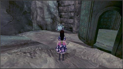 Po przejściu przez malutki domek od razu obracamy się w prawo - tam znajdujemy butelkę - Monastery Shelf Valley (2) | Rozdział 3 - Oriental Grove | Alice Madness Returns - Alice: Madness Returns - poradnik do gry