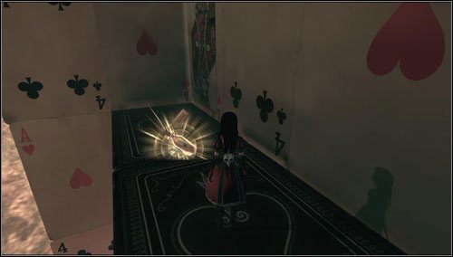 Otóż przy zeskoku z delikatną pomocą umiejętności wielokrotnego skoku znajdziemy się nad bramą zbudowaną z kart - Least Wing (1) | Rozdział 4 - Queensland | Alice Madness Returns - Alice: Madness Returns - poradnik do gry