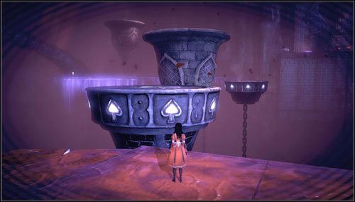 Zostawiamy bombę na pierwszej platformie i szybciutko okrążamy centralne podwyższenie, biegnąc po niewidzialnych ścieżkach - Waste Wing Part 1 (4) | Rozdział 4 - Queensland | Alice Madness Returns - Alice: Madness Returns - poradnik do gry