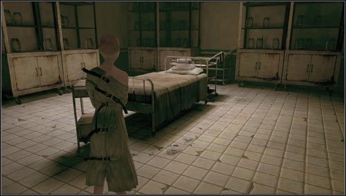 Po chwili wydostajemy się z pomieszczenia i wchodzimy do pokoju, w którym łóżko przywróci wspomnienia związane z pijawkami - Rutledge Asylum | Rozdział 5 - Dollhouse | Alice Madness Returns - Alice: Madness Returns - poradnik do gry