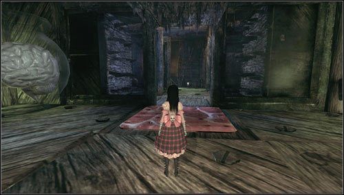 Przechodzimy przez ścieżkę pełną kolczastych pras i niszczymy przeszkodę uniemożliwiającą dalszą drogę - Dollgirls Pursuit | Rozdział 5 - Dollhouse | Alice Madness Returns - Alice: Madness Returns - poradnik do gry