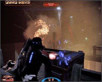 Po dotarciu na najwyższy balkonik w oddali powinny pojawić się mechy LOKI i sondy szturmowe - (2) Odnalezienie przełącznika wyłączenia alarmu (2) | Nadzorca- Stacja Wulkan - Mass Effect 2: Overlord - poradnik do gry