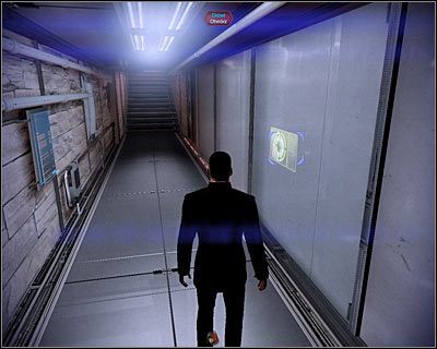 Zejdź po schodach na dół i udaj się w stronę drzwi znajdujących się w środkowej części korytarza - (2) Odnalezienie skarbca | Kasumi- Wykradzione wspomnienia - Mass Effect 2: Kasumis Stolen Memory - poradnik do gry