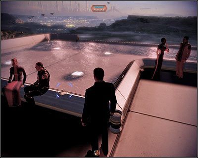 Jeżeli masz zamiar wybrać wariant pokojowy, to skieruj się na duży balkon posiadłości, na którym przebywa część osób obecnych na przyjęciu - (1) Wariant A- Przechytrzenie strażnika | Kasumi- Skaner DNA - Mass Effect 2: Kasumis Stolen Memory - poradnik do gry