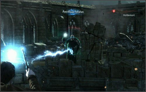 Pojedynek wbrew pozorom nie jest zbyt trudny - [Zwrot wydarzeń] Opis przejścia | Harry Potter i Insygnia Śmierci - część 2 - Harry Potter i Insygnia Śmierci - część 2 - poradnik do gry