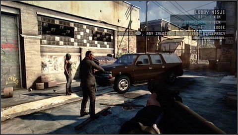 Na początku misji wybieramy sprzęt z bagażnika i wsiadamy do wozu - Podejście do budynku - Rozdział 2 - Call of Juarez: The Cartel - Ben McCall - poradnik do gry