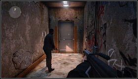 Dostajemy się schodami na dach [1] i wychodzimy przez drzwi - Na dachach - Rozdział 7 - Call of Juarez: The Cartel - Ben McCall - poradnik do gry