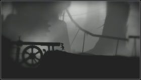 Wchodzimy na zbocze nad jamą, w której ukryło się dziwne stworzonko, a następnie wskakujemy na platformę z owocami i podskakujemy, by strącić świecącą kulkę [1] - Rozdział 16 | Opis przejścia Limbo - Limbo - poradnik do gry