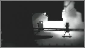 Po wejściu na górę natrafimy na dwie platformy, które możemy przesuwać przy pomocy słupów z uchwytami [1] - Rozdział 26 | Opis przejścia Limbo - Limbo - poradnik do gry