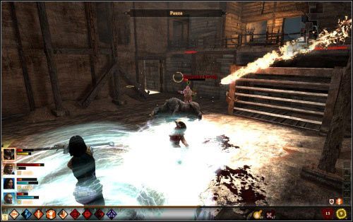 Walka nie będzie łatwa i to nie przez wałęsających się tu oprychów, tylko strzelców stojących u góry - Kryjówka Kartelu | Dragon Age II Dziedzictwo - Dragon Age II: Dziedzictwo - poradnik do gry