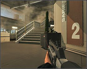 7 - (2) Odparcie ataku na placówkę | Deus Ex Bunt Ludzkości - Deus Ex: Bunt Ludzkości - Directors Cut - poradnik do gry