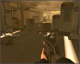 Jeżeli pokonałeś przeciwników w walce, to pozbieraj od nich amunicję - (2) Odparcie ataku na placówkę | Deus Ex Bunt Ludzkości - Deus Ex: Bunt Ludzkości - Directors Cut - poradnik do gry
