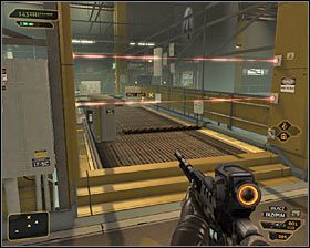 Jeżeli nie posiadasz możliwości przejścia przez lasery, to po zlikwidowaniu wartownika przesuń się jeszcze dalej na wschód - (4) Wariant pokojowy - Przeprawa przez salę kriosterylizacji | Bunt Ludzkości - Deus Ex: Bunt Ludzkości - Directors Cut - poradnik do gry