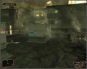 Jeżeli dach budynku w dalszym ciągu patrolowany jest przez wrogich wartowników, to musisz się ich teraz pozbyć lub przemieszczać po niższej partii dachu #1 - Kredyt w barze | Deus Ex Bunt Ludzkości - Deus Ex: Bunt Ludzkości - Directors Cut - poradnik do gry