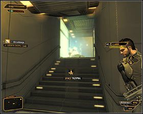 Mógłbyś teraz przejść przez oczyszczone pomieszczenie i dotrzeć do celu misji, ale ja radziłbym powrócić do punktu startu i wybrać północne schody prowadzące na poziom 3 #1 - (7) Wariant agresywny - Dotarcie do klatki schodowej | Deus Ex Bunt Ludzkości - Deus Ex: Bunt Ludzkości - Directors Cut - poradnik do gry