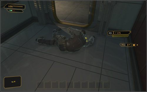 Teren patroluje jednak też jego kompan i lepiej, aby nie był on świadkiem tego zdarzenia - (1) Wariant pokojowy - Ucieknij i znajdź swój sprzęt | Deus Ex Bunt Ludzkości - Deus Ex: Bunt Ludzkości - Directors Cut - poradnik do gry