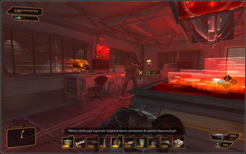 W pokoiku zbierz wszystkie dobra i przejrzyj pocztę z komputerów - (2) Wariant pokojowy - Znajdź CIC | Deus Ex Bunt Ludzkości - Deus Ex: Bunt Ludzkości - Directors Cut - poradnik do gry