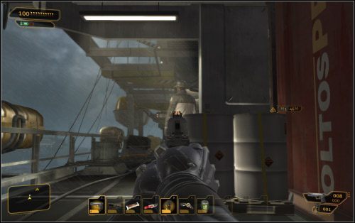 W końcu dopadniesz wysokiej drabiny, która wyprowadzi Cię na zewnątrz - (2) Wariant agresywny - Znajdź CIC | Deus Ex Bunt Ludzkości - Deus Ex: Bunt Ludzkości - Directors Cut - poradnik do gry