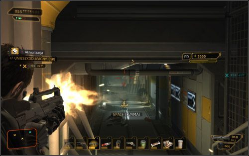 Kiedy zaczniesz strzelać, zleci się jeszcze trójka innych strażników - (3) Wariant agresywny - Zdobądź oko Burkea | Deus Ex Bunt Ludzkości - Deus Ex: Bunt Ludzkości - Directors Cut - poradnik do gry