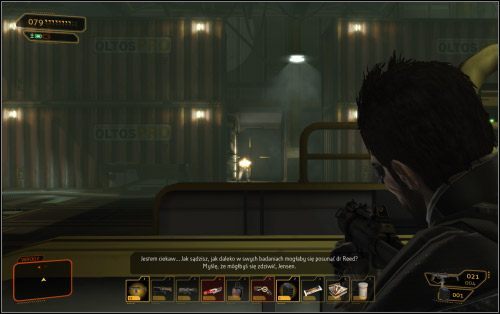 Jeśli chodzi o docelowy trzeci dok z Burkiem, to już na wstępie zostaniesz zaatakowany przez robota szturmowego i pobliskich strażników - Wariant agresywny | Deus Ex Bunt Ludzkości - Deus Ex: Bunt Ludzkości - Directors Cut - poradnik do gry