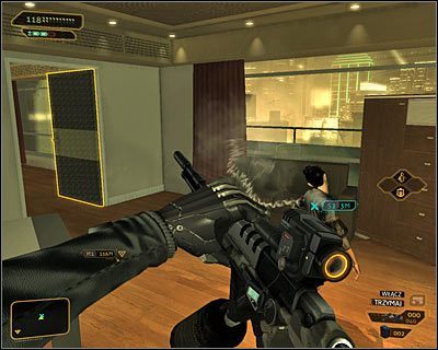 Jeżeli nie masz nic przeciwko rozwiązaniom siłowym, to możesz zaatakować Jayę i to nawet z pominięciem rozmowy z tą postacią - Kredyt w barze (4-6) - Questy poboczne - Deus Ex Bunt Ludzkości - poradnik akt II - Hengsha