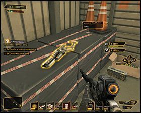 Po zakończonych walkach proponuję rozejrzeć się po całym poziomie -1, a to dlatego, że odnajdziesz tu kilka składzików - (7) Wariant agresywny- Dotarcie do kryjówki Dawida Sarifa - Wyłącz sygnał Darrowa - Deus Ex Bunt Ludzkości - poradnik akt IV - Hengsha 2, Singapur, Panchaja, zakończenia