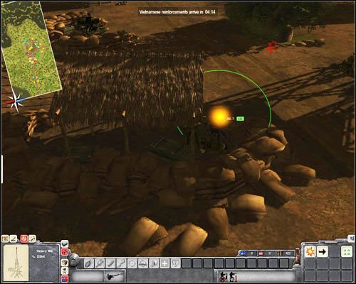 W tym celu jak najszybciej pobiegnij którymś ze swoich żołnierzy pomiędzy chaty, w których przetrzymywani są więźniowie ([37]) - Misja 5- Long Way Home (2) | USA | Men of War Wietnam - Men of War: Wietnam - poradnik do gry