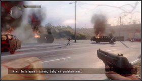 Po eksplozji podnosimy pieniądze i niesiemy je w stronę następnego wozu - Cysterna - pogoń za Alvarezem - Rozdział 5 - Call of Juarez: The Cartel - Kimberly Evans - poradnik do gry