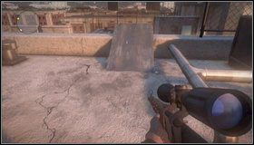 Biegniemy dalej do końca tego dachu [1] i jeszcze raz przeskakujemy na sąsiedni budynek - Na dachach - Rozdział 7 - Call of Juarez: The Cartel - Kimberly Evans - poradnik do gry