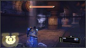 Na początku przy pomocy Łowcy pozbądź się strzelców stojących na platformie [1], a następnie wybij gobliny toporem lub mieczem - 7 - Serce Ciemności - Opis przejścia - Warhammer 40,000: Space Marine - poradnik do gry