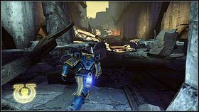 Po walce wejdź na górę przez zniszczony sufit [1] - 7 - Serce Ciemności - Opis przejścia - Warhammer 40,000: Space Marine - poradnik do gry