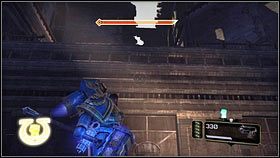 Zabij ich przy pomocy potężnego młota, a następnie skieruj się w zaznaczonym pięścią kierunku [1] - 8 - Szepty Umarłych - Opis przejścia - Warhammer 40,000: Space Marine - poradnik do gry