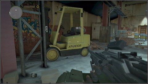 Przedmiot specjalny Kim Evans #4 - na górze drugiego magazynu przebiegniemy przez małe pomieszczenie z kontrolkami - Ukryta okazja - Evans | Rozdział 4 | Call of Juarez The Cartel - Call of Juarez: The Cartel - poradnik do gry