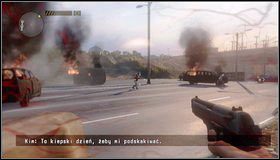 Po eksplozji cysterny podnosimy pieniądze i niesiemy je w stronę następnego wozu - Cysterna - Evans- pogoń za Alvarezem | Rozdział 5 | Call of Juarez The Cartel - Call of Juarez: The Cartel - poradnik do gry