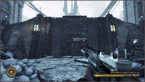 Po przejściu przez pierwszą metalową bramę obcych [1] wejdziemy na teren dwóch posterunków Chimer przed łukiem triumfalnym - Dzienniki Nowy Jork, NY | Dzienniki Resistance 3 - Resistance 3 - poradnik do gry