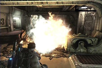 Po znalezieniu się w środku podnieś leżącą na ziemi gaśnicę i przy jej pomocy ugaś ogień na korytarzu - I - Zakotwiczeni | Akt 1 w Gears of War 3 - Gears of War 3 - poradnik do gry (opis przejścia, nieśmiertelniki, osiągnięcia)