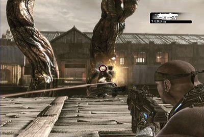 Przejdź przez plac i skieruj się w stronę stadionu - IV - Pomocna dłoń | Akt 1 w Gears of War 3 - Gears of War 3 - poradnik do gry (opis przejścia, nieśmiertelniki, osiągnięcia)