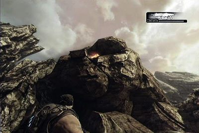 Z prawej ujrzysz dwie drewniane skrzynie, zza których zaatakują cię przeciwnicy - I - Wrak | Akt 2 w Gears of War 3 - Gears of War 3 - poradnik do gry (opis przejścia, nieśmiertelniki, osiągnięcia)