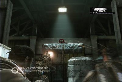 Zacznij kierować się w stronę hangaru - V - Bon Voyage | Akt 4 w Gears of War 3 - Gears of War 3 - poradnik do gry (opis przejścia, nieśmiertelniki, osiągnięcia)