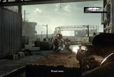 Przejdź przez bramę z lewej i zacznij kierować się w stronę doków - V - Bon Voyage | Akt 4 w Gears of War 3 - Gears of War 3 - poradnik do gry (opis przejścia, nieśmiertelniki, osiągnięcia)