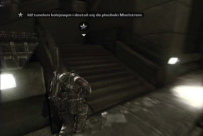 Zacznij kierować się wzdłuż torów, a kiedy dotrzesz do drugiej stacji szybko skieruj się na schody umiejscowione tuż przy przeciwnym tunelu z lewej - I - Dom daleko od domu | Akt 5 w Gears of War 3 - Gears of War 3 - poradnik do gry (opis przejścia, nieśmiertelniki, osiągnięcia)