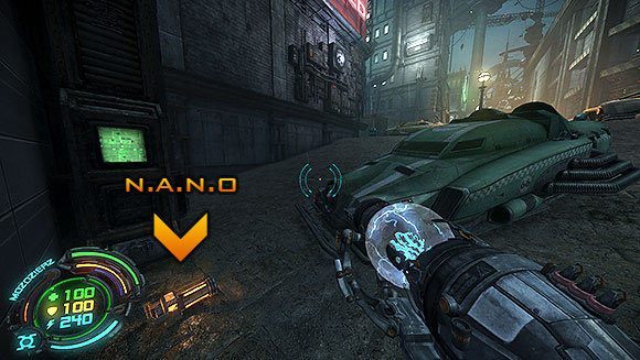 Gdy wyjdziesz już na główny plac zaatakuje Cię kilka fal maszyn, w tym pilarki, humanoidy i goryle - Poziom III- Pościg (2) | Opis przejścia | Hard Reset - Hard Reset - poradnik do gry