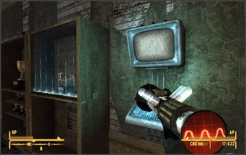 Zwróć jednak uwagę, że tym razem wszystkie przejścia zostały zablokowane polem siłowym - X-8 Data Retrieval Test - Zadania poboczne - Fallout: New Vegas - Old World Blues - poradnik do gry