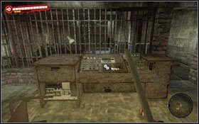 Woda po części opadnie, możesz z powrotem zeskoczyć na dół i przejść dalej na prawo - znajdziesz tam kolejną drabinę #1 - Akt 2 - rozdział 6 - Z prądem; Głową w mur | Akt 2 - rozdział 5 i 6 - Dead Island - poradnik do gry