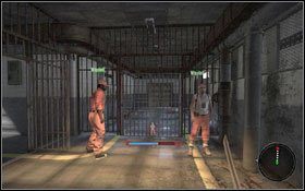 Angel stoi tuż przy podwójnych drzwiach wejściowych do stołówki (1) #1 - Rzeźnik z Banoi | Akt 4 - zadania poboczne w Dead Island - Dead Island - poradnik do gry