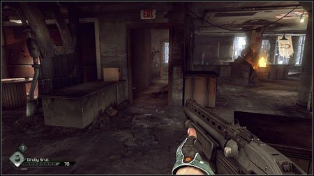 Na prawo od wspomnianego stolika jest korytarz prowadzący do dalszej części kompleksu - Brakujące części / Znajdź części buggy (2) | Opis przejścia Rage 1 - Rage - poradnik do gry