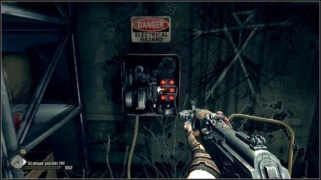 Użyj go, a następnie poszukaj drugiego końca leżącego na ziemi kabla - Ulepszenie Defibrylatora (1) | Opis przejścia Rage 1 - Rage - poradnik do gry