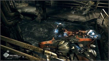 Wystarczy, że wystrzelisz taki bełt w wodę, a wszyscy stojący w niej przeciwnicy zostaną porażeni prądem - Władca studni / Przejęta studnia | Opis przejścia Rage 1 - Rage - poradnik do gry