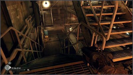 Podobnie zrób ze skrzynką wiszącą kawałek dalej, a następnie wejdź do pomieszczenia ze schodami - Cena potęgi (1) | Opis przejścia Rage 1 - Rage - poradnik do gry